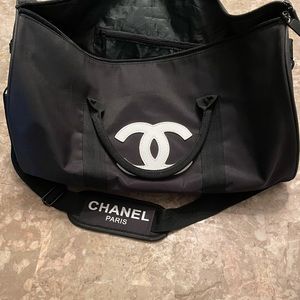 Chanel gift bag